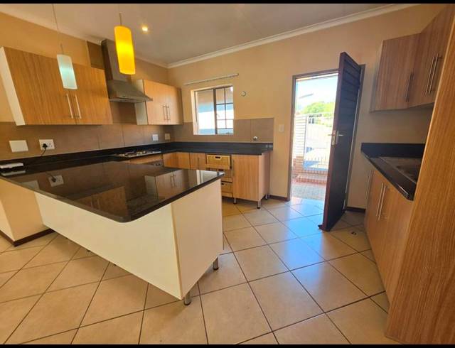 3 BEDROOM PROPERTY TO RENT IN MOOIKLOOF RIDGE ESTATE